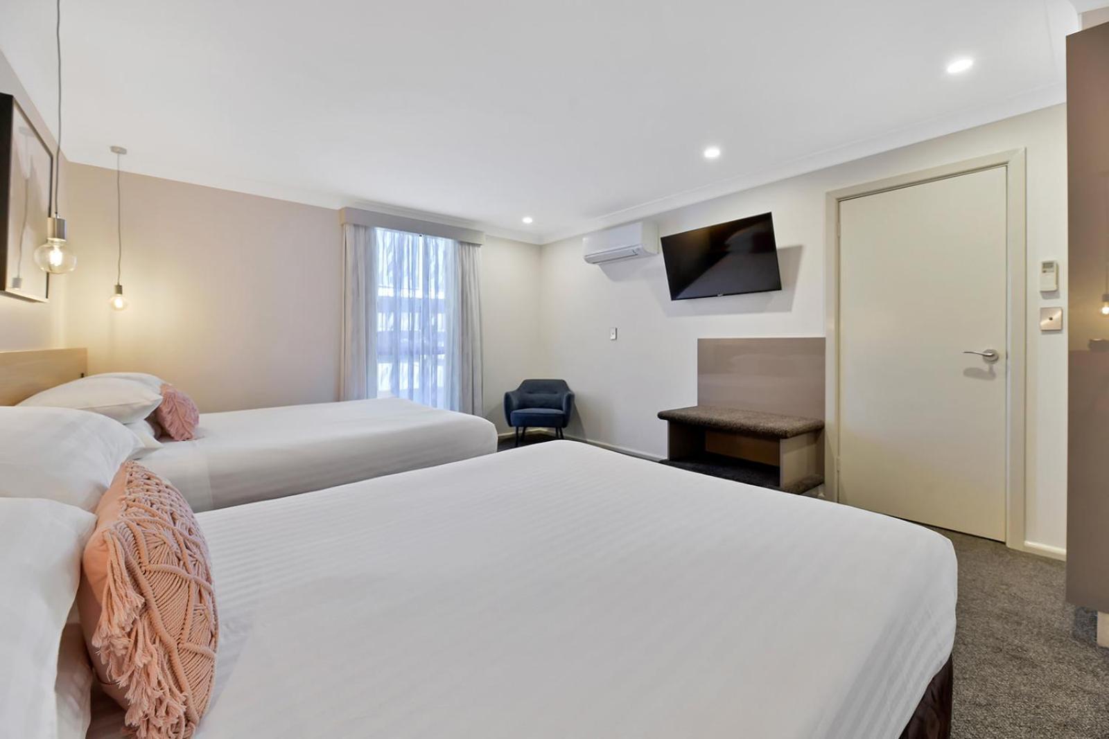 เซ็นทรัล คาเลอลา มอเตอร์ ลอดจ์ Motel ออเรนจ์ ภายนอก รูปภาพ