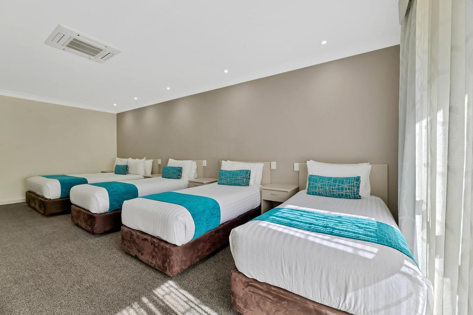เซ็นทรัล คาเลอลา มอเตอร์ ลอดจ์ Motel ออเรนจ์ ภายนอก รูปภาพ